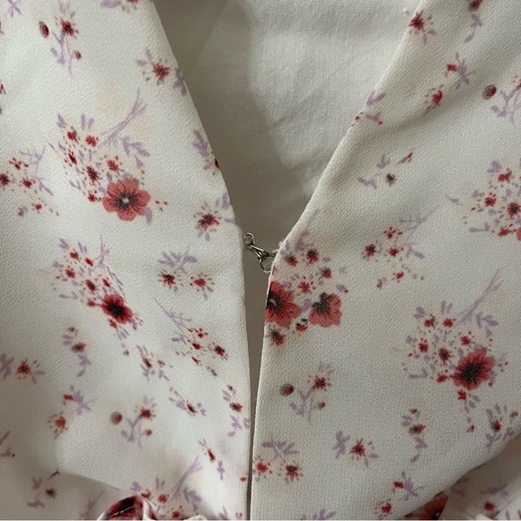 The East Order Floral Blouse - Size Small - Picture 4 of 5